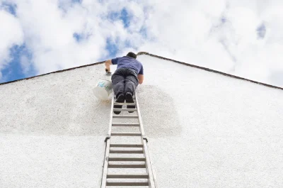 Peinture extérieure à Montmorin — façades et ravalement